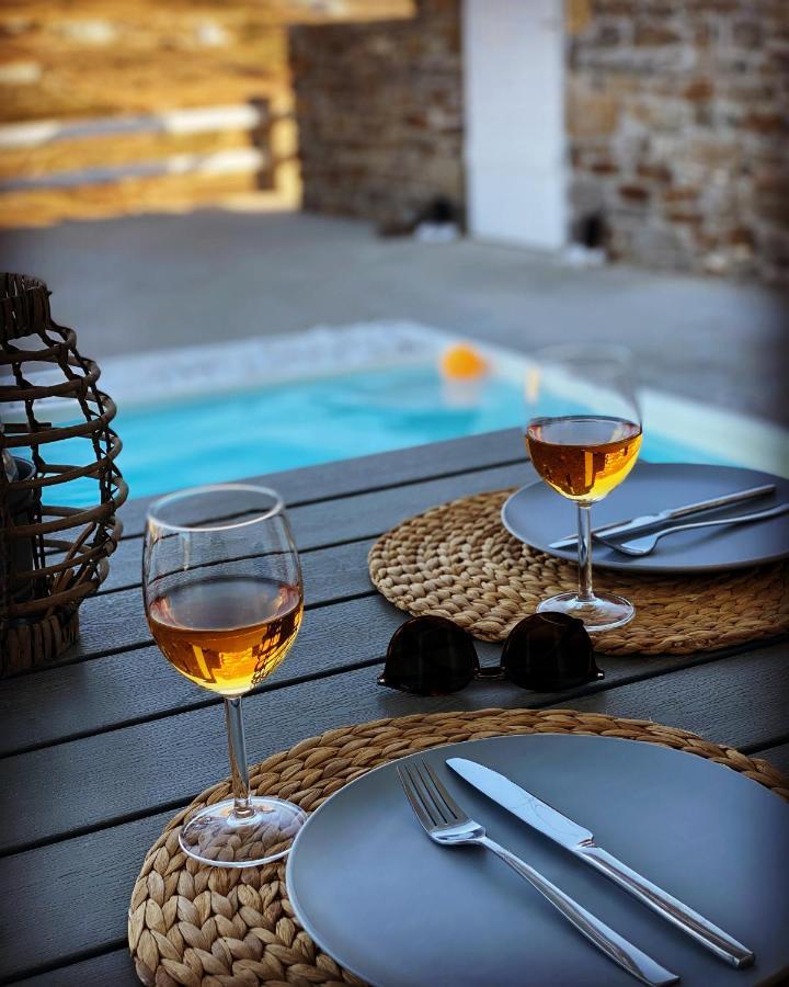 Parian White Luxury Apartments Párosz Kültér fotó